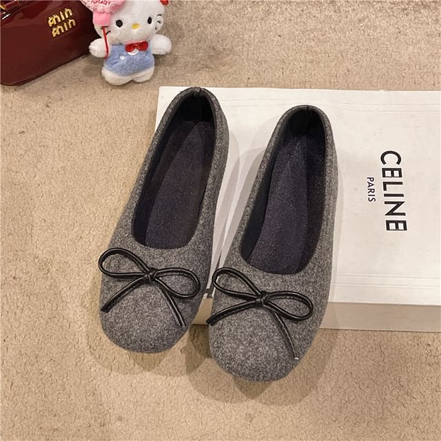 Accent Toe Bow Round Flats