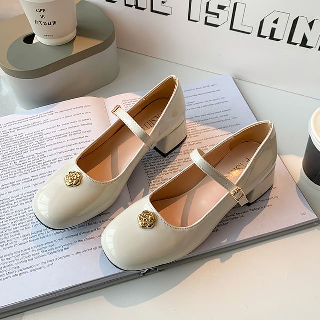 Heel Patent Leather Flower Mary Jane Chunky Pumps Accent