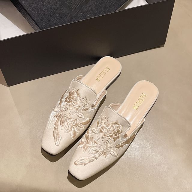 Mules Flat Floral Toe Embroidered Square
