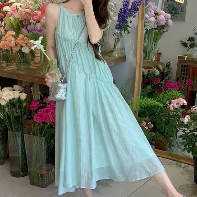 Sleeveless Midi Round Panel A-Line Neck Dress Plain