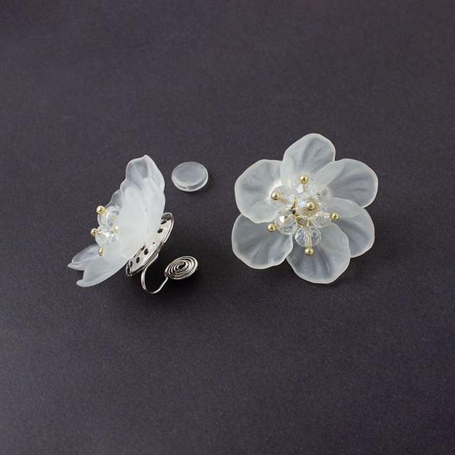 / Earring Stud Clip-On Flower Ear