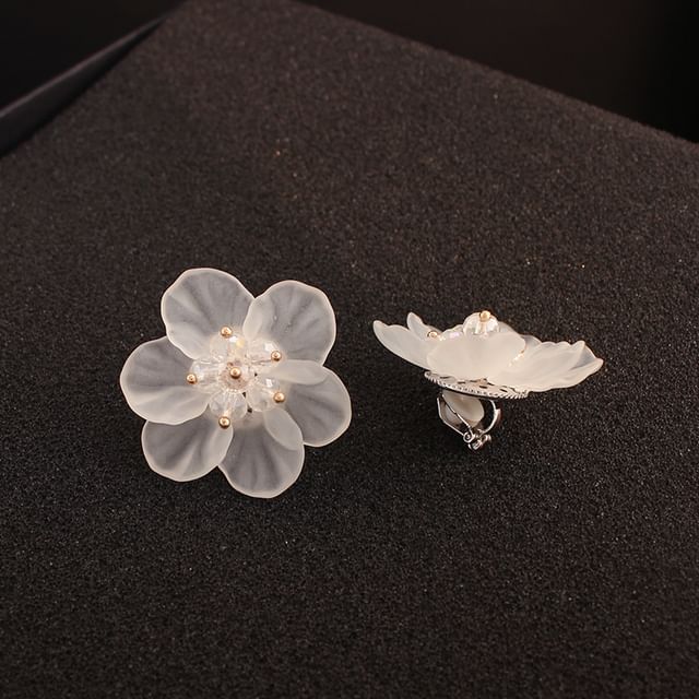 / Earring Stud Clip-On Flower Ear