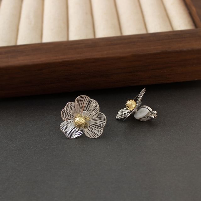 / Ear Clip-On Earring Stud Flower