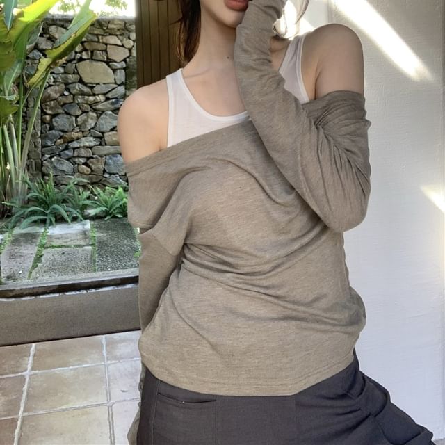 Cold-Shoulder Tone Two T-Shirt Two-Piece Mock Long-Sleeve