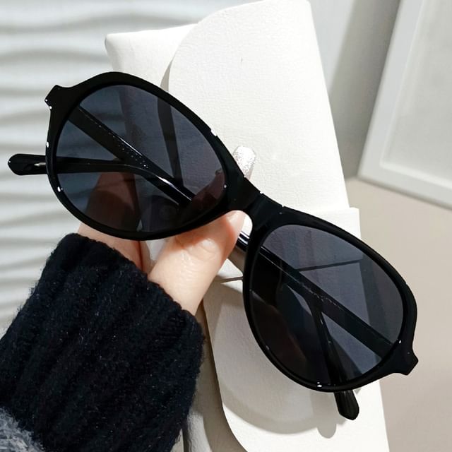 Plain Round Sunglasses