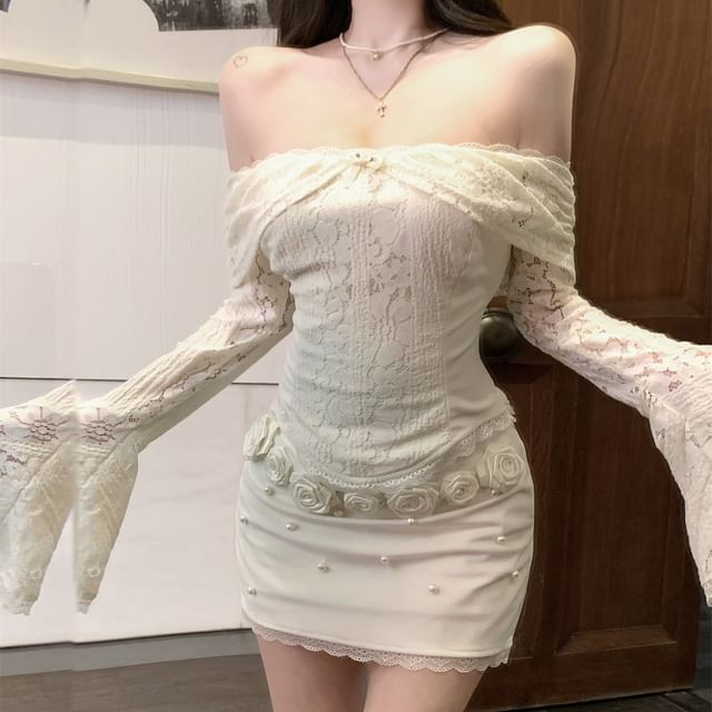 Floral Mini Lace Pencil Long-Sleeve Top Skirt Off-Shoulder / Panel Slim Rise Crop Fit High Accent