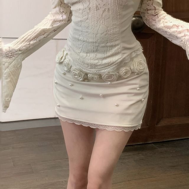 Floral Mini Lace Pencil Long-Sleeve Top Skirt Off-Shoulder / Panel Slim Rise Crop Fit High Accent