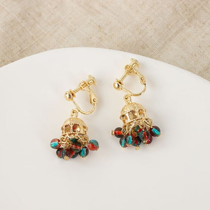 / On Clip Chandelier Earring Beaded