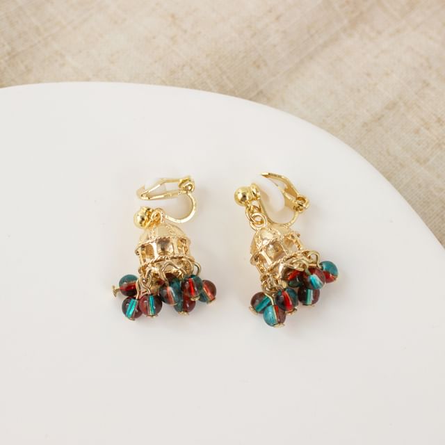 / On Clip Chandelier Earring Beaded
