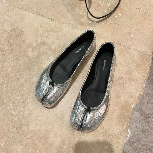 Metallic Toe Split Genuine Flats Leather