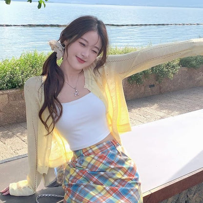 Button-Up Crew Cardigan Neck Perforated Plain Crop