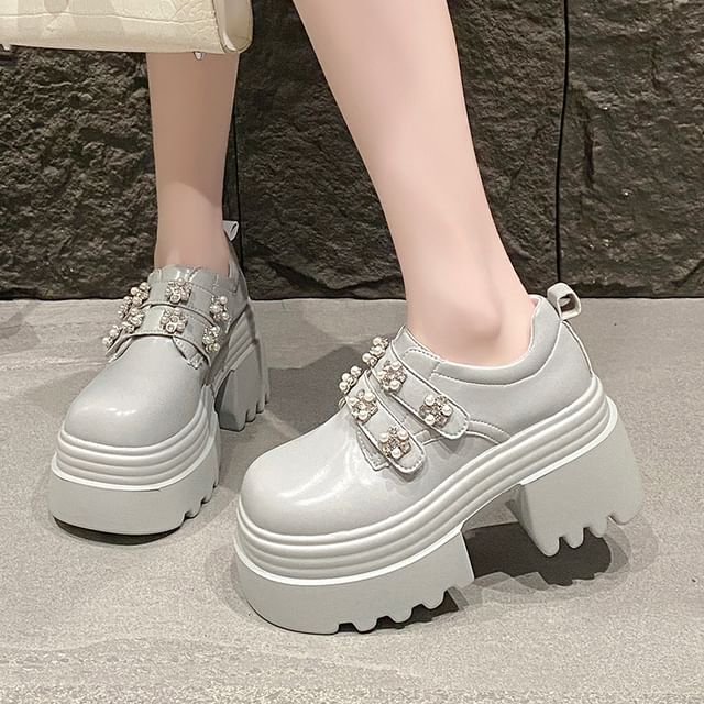 Platform Embellished Faux Leather Shoes – Wonderland Case