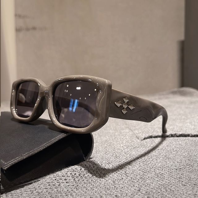 Accent Sunglasses Square Frame Cross