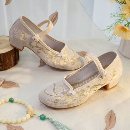 Embroidered Heel Block Shoes