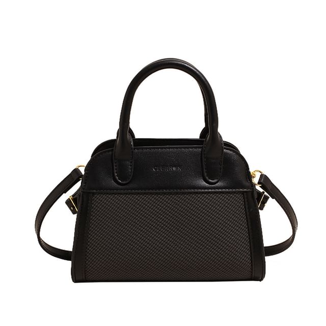 Crossbody Bag Lettering