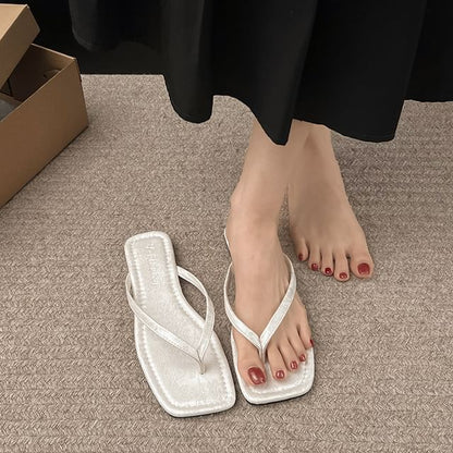 Thong Square-Toe Sandals