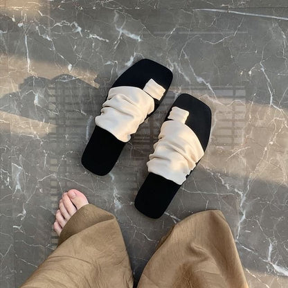 Slide Loop Sandals Flat Toe