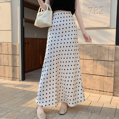 A-Line High Dotted Rise Skirt Maxi