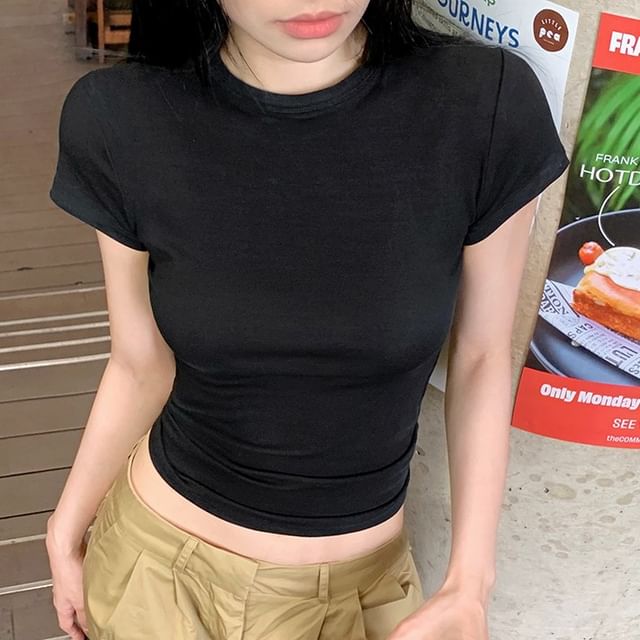 Crewneck Short-Sleeve Plain Tee Crop