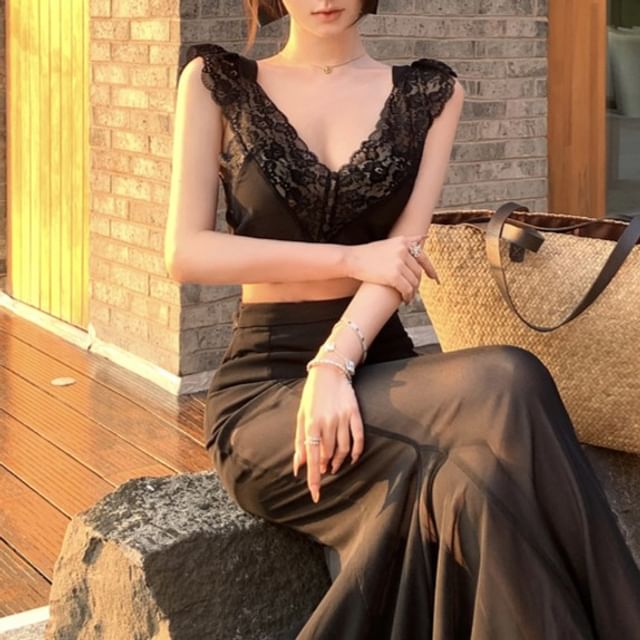 Panel Top / Waist Skirt High Sleeveless Plain Fishtail Lace Maxi V-Neck Crop