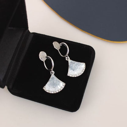 Drop Gingko Earring Clip-On / Rhinestone