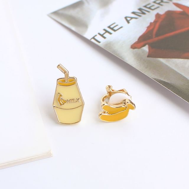 Earring Milk / Asymmetrical Clip-On Fruit Stud