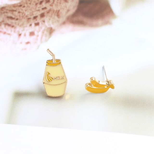 Earring Milk / Asymmetrical Clip-On Fruit Stud
