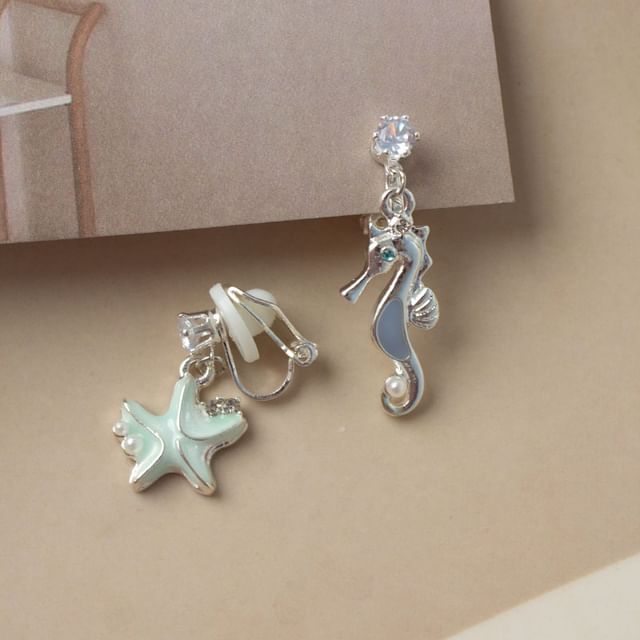 Asymmetrical Drop Rhinestone Star Clip-On / Earring