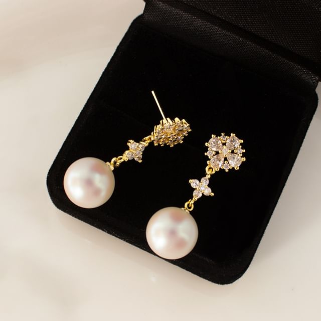 Flower / Clip-On Earring Faux Rhinestone Pearl Drop