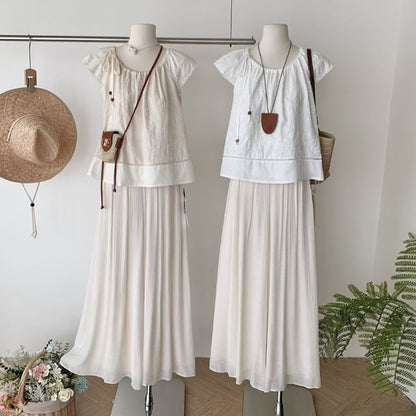 Rise High Top + Skirt Maxi Set: A-Line Plain Short-Sleeve
