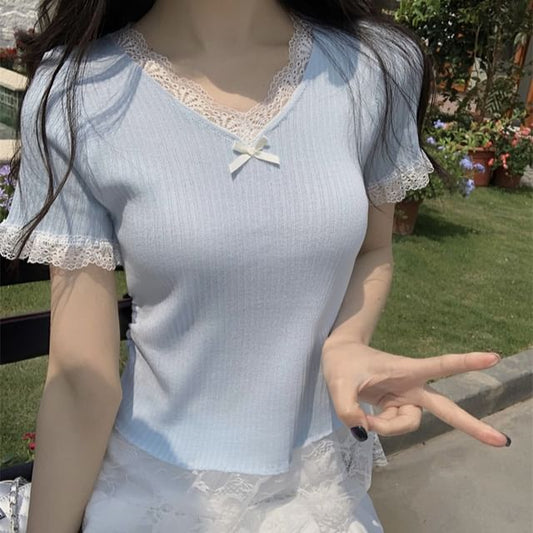 Top Short-Sleeve V-Neck Plain Knit Lace Trim