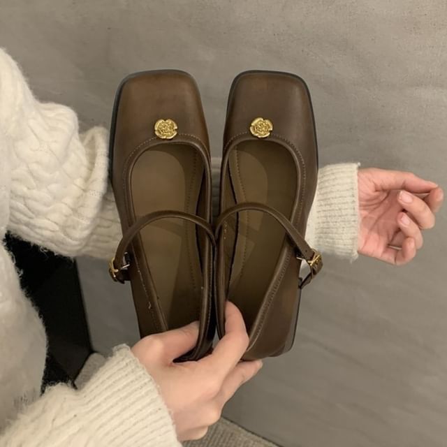 Block Mary Jane Square Heel Pumps Toe