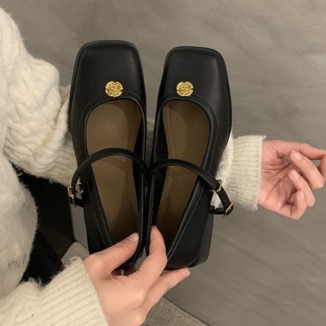 Block Mary Jane Square Heel Pumps Toe