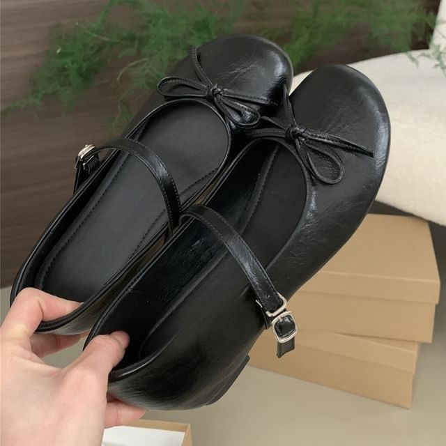 Jane Hidden Shoes Bow Mary Wedge