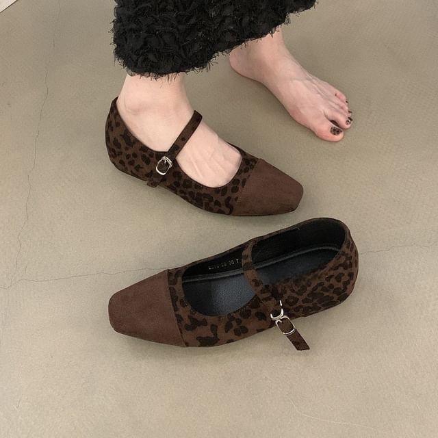 Hidden Cap Square Wedge Jane Toe Mary Pumps