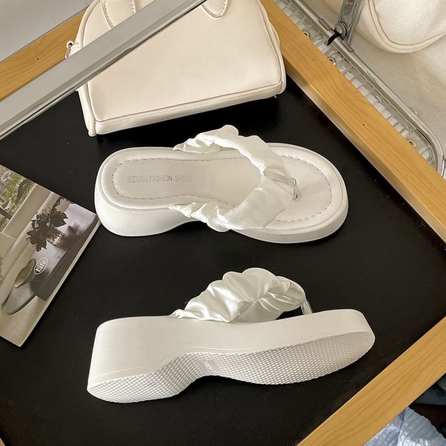 Platform Thong Ruched Sandals