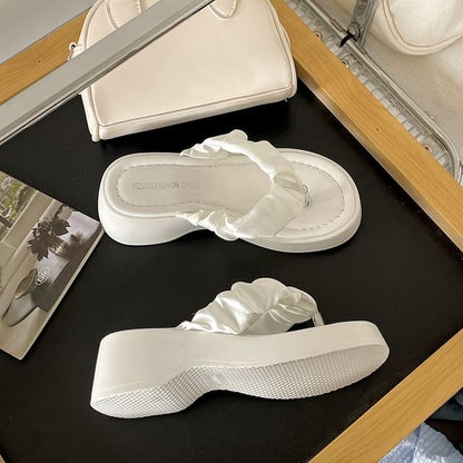 Platform Thong Ruched Sandals