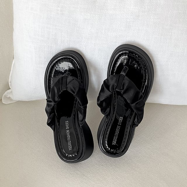 Platform Thong Ruched Sandals