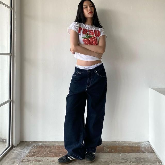 Low Jeans Rise Loose-Fit Washed Wide-Leg