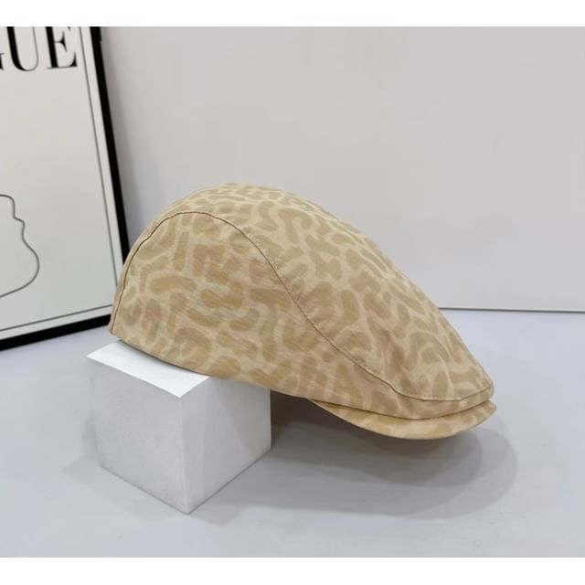 Leopard Cap Print Flat