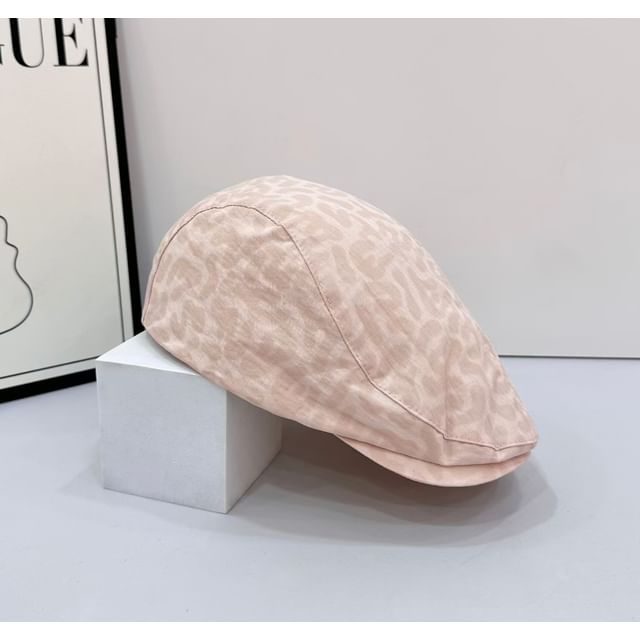 Leopard Cap Print Flat