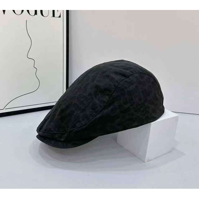 Leopard Cap Print Flat