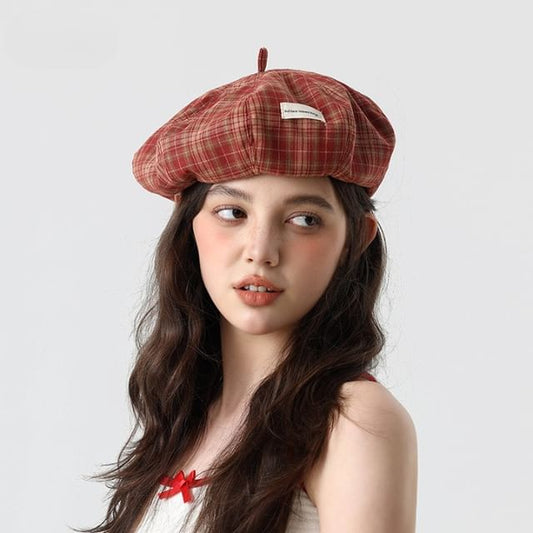 Applique Beret Plaid