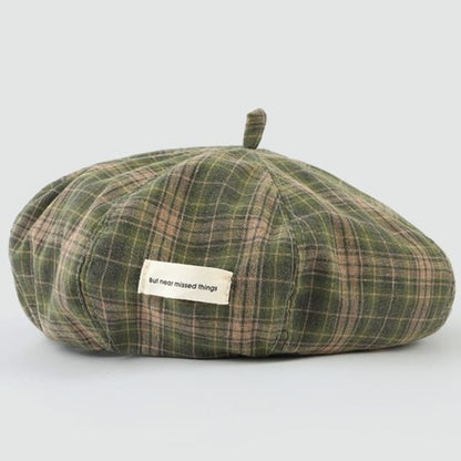 Applique Beret Plaid