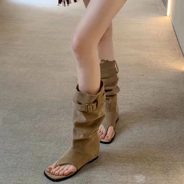 Thong Buckled Sandals