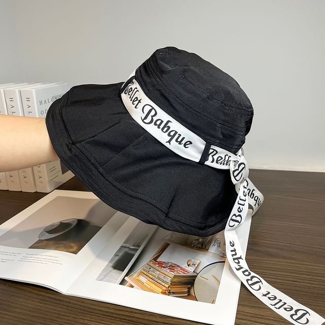 Bucket Hat Lettering