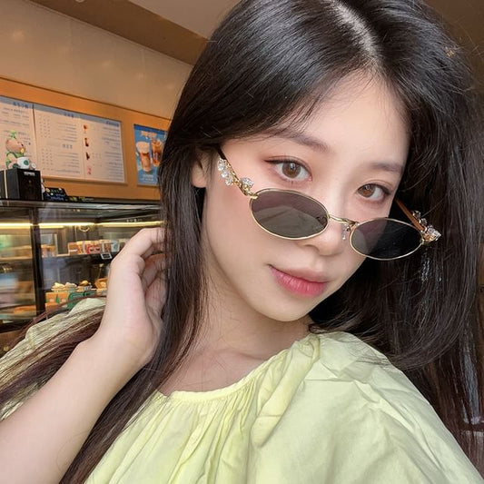 Rhinestone Sunglasses / Oval Glasses