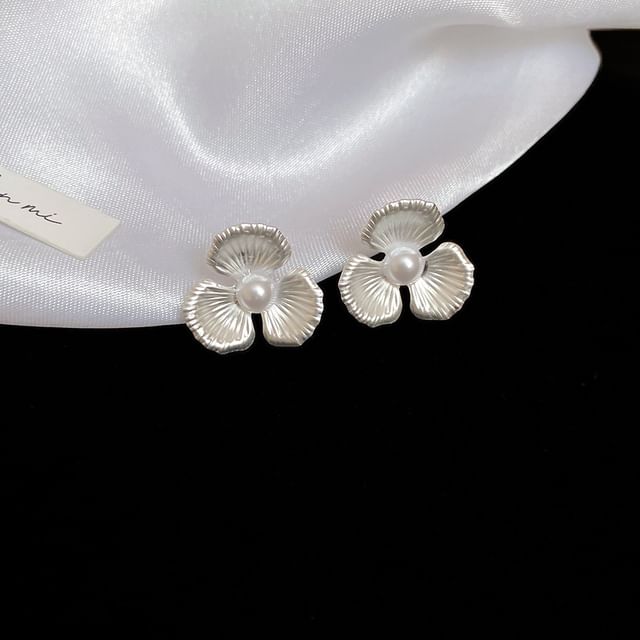 Stud Flower Faux Earring Pearl