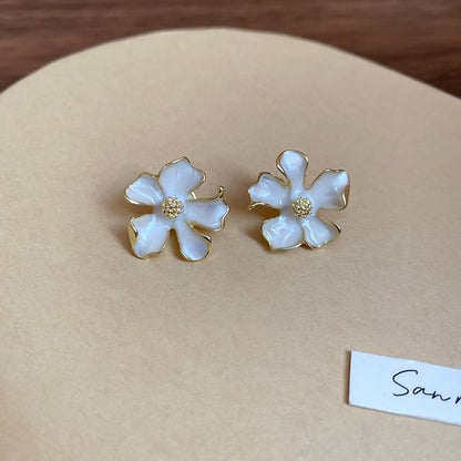 Flower Earring Stud