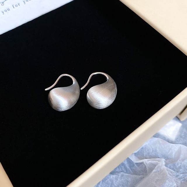 Stud Earring Droplet Hook